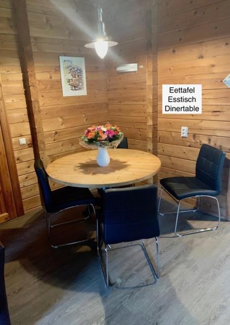 2 Bedroom Fins Chalet Gramsbergen Luaran gambar